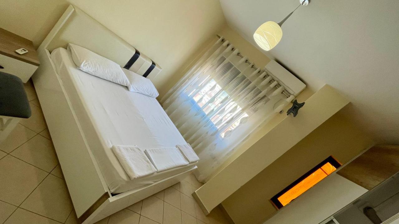 Endri'S Apartments Тирана Екстериор снимка